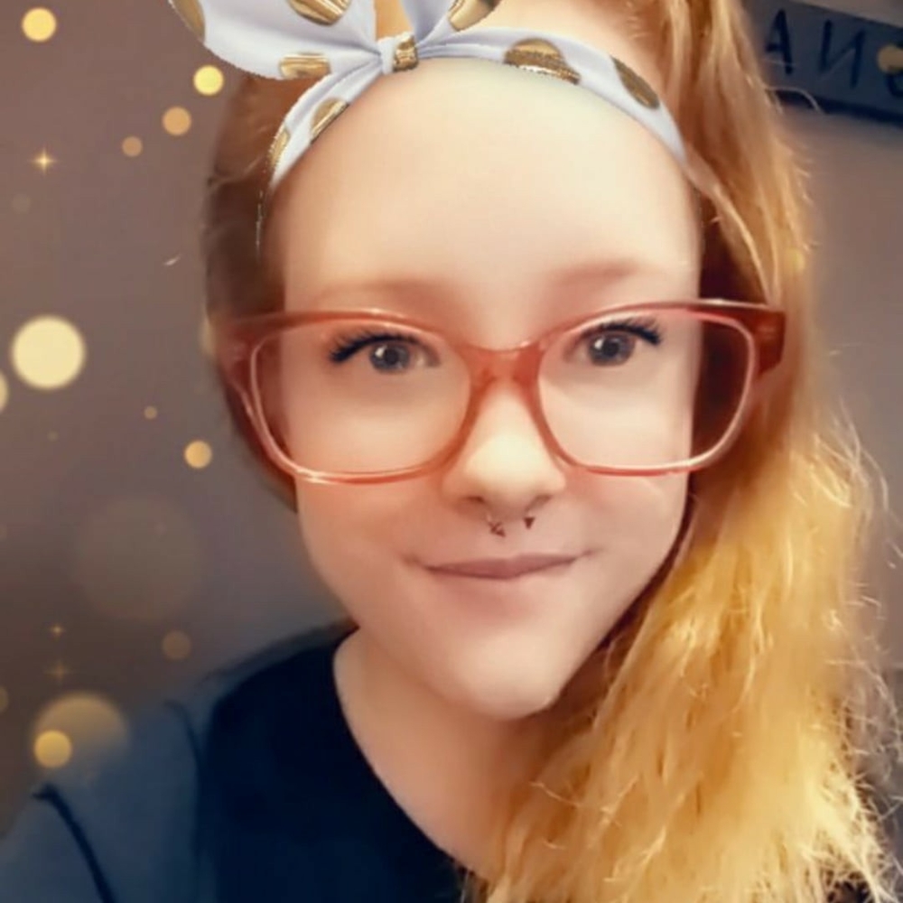 Meet your Posher, Katie elizabeth